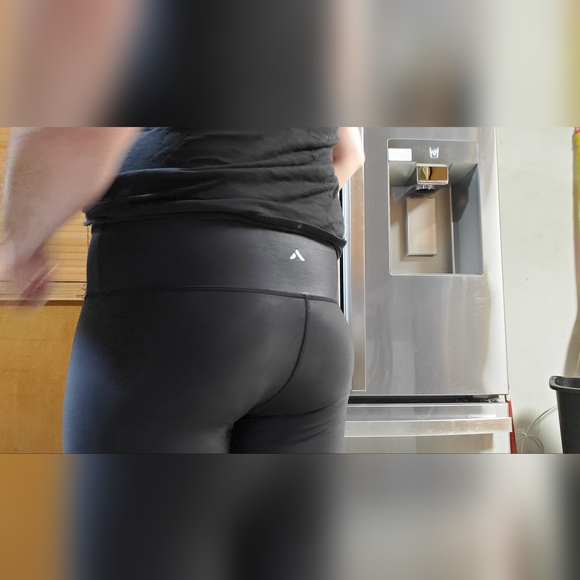 --- - Picture 15 of 16